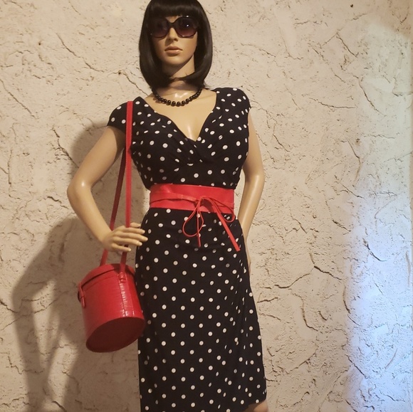 Polka dot dress, belt and necklace